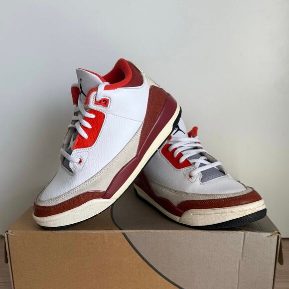 Nike Air Jordan 3 ‘Mars Stone’ Kids Sneakers- SZ 3 Y - Picture 1 of 13